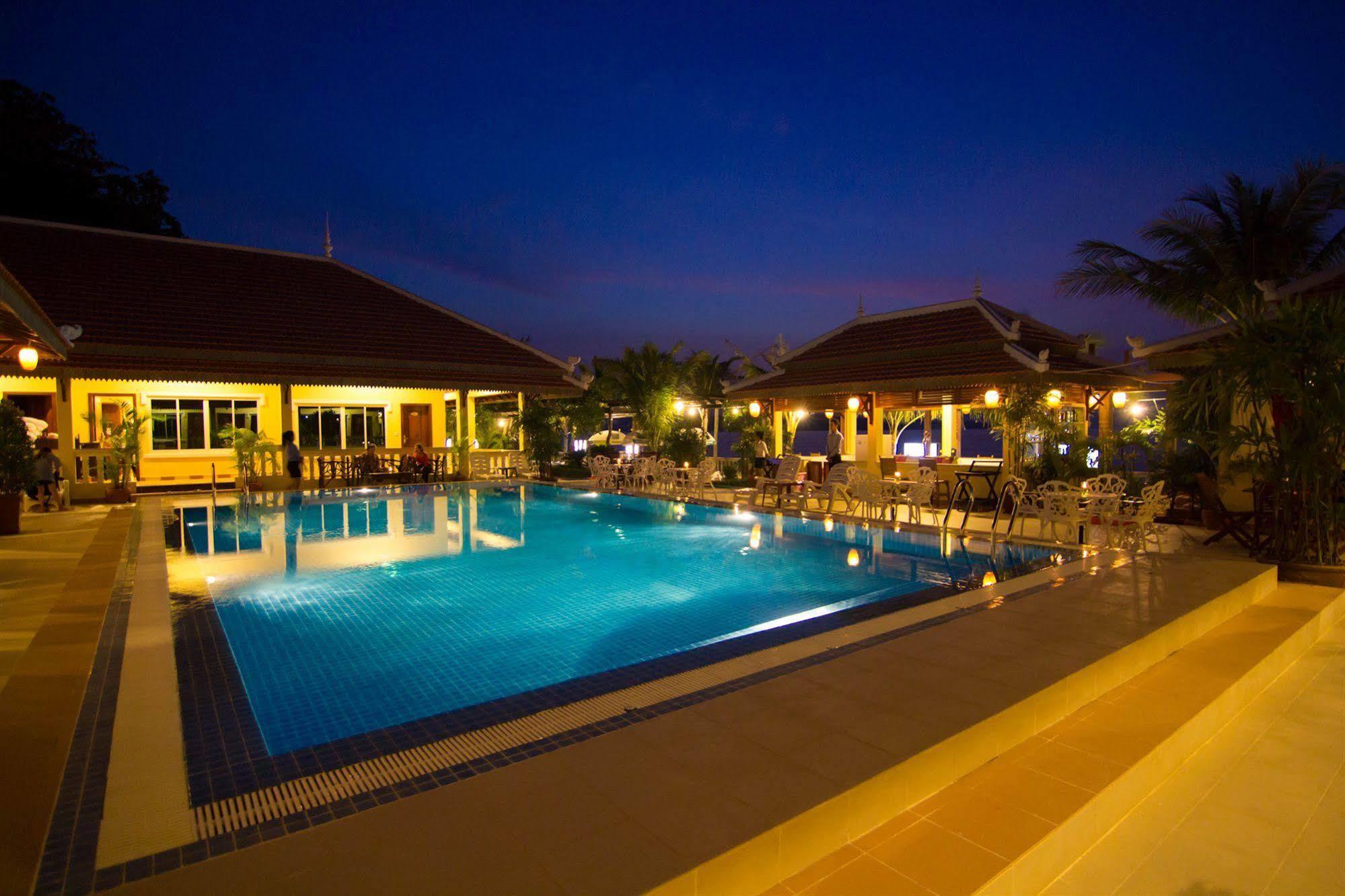 The Rich Resort And Casino Sihanoukville Exterior photo